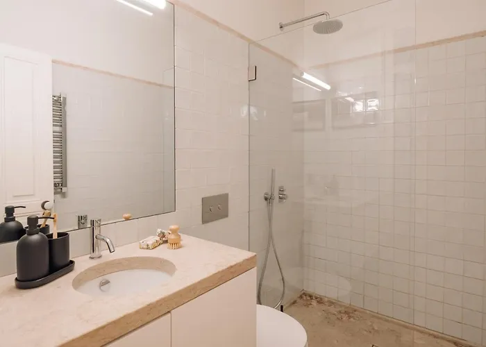 Apartamento Algarve - 2 Bedrooms In Santos Lisboa