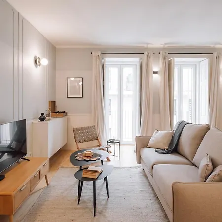 Algarve - 2 Bedrooms In Santos Lisboa