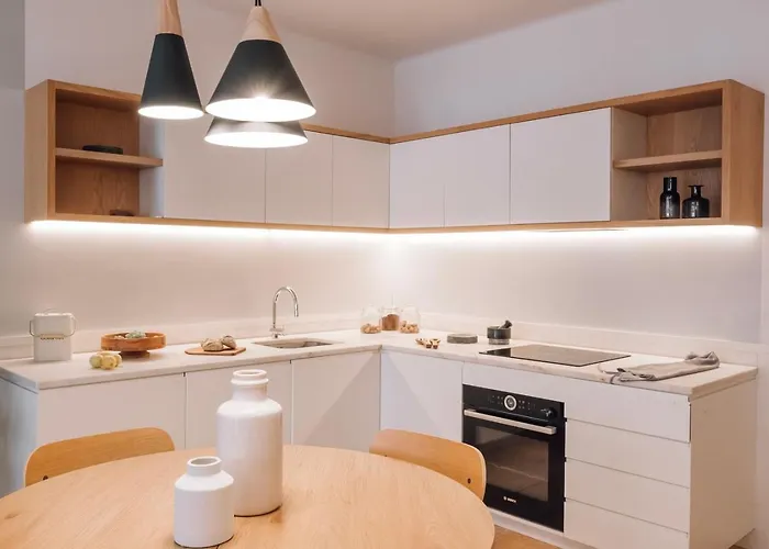 Algarve - 2 Bedrooms In Santos