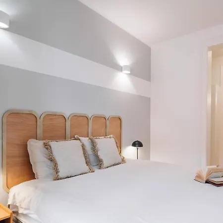 Algarve - 2 Bedrooms In Santos Apartment *