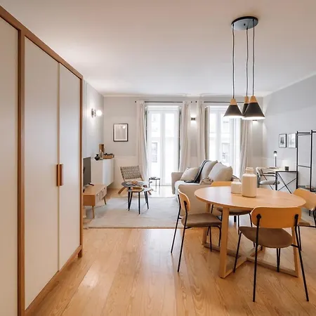 Algarve - 2 Bedrooms In Santos Apartment *